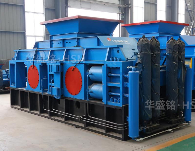 什么設備可破碎可制砂？新型對輥制砂機多少錢一臺？